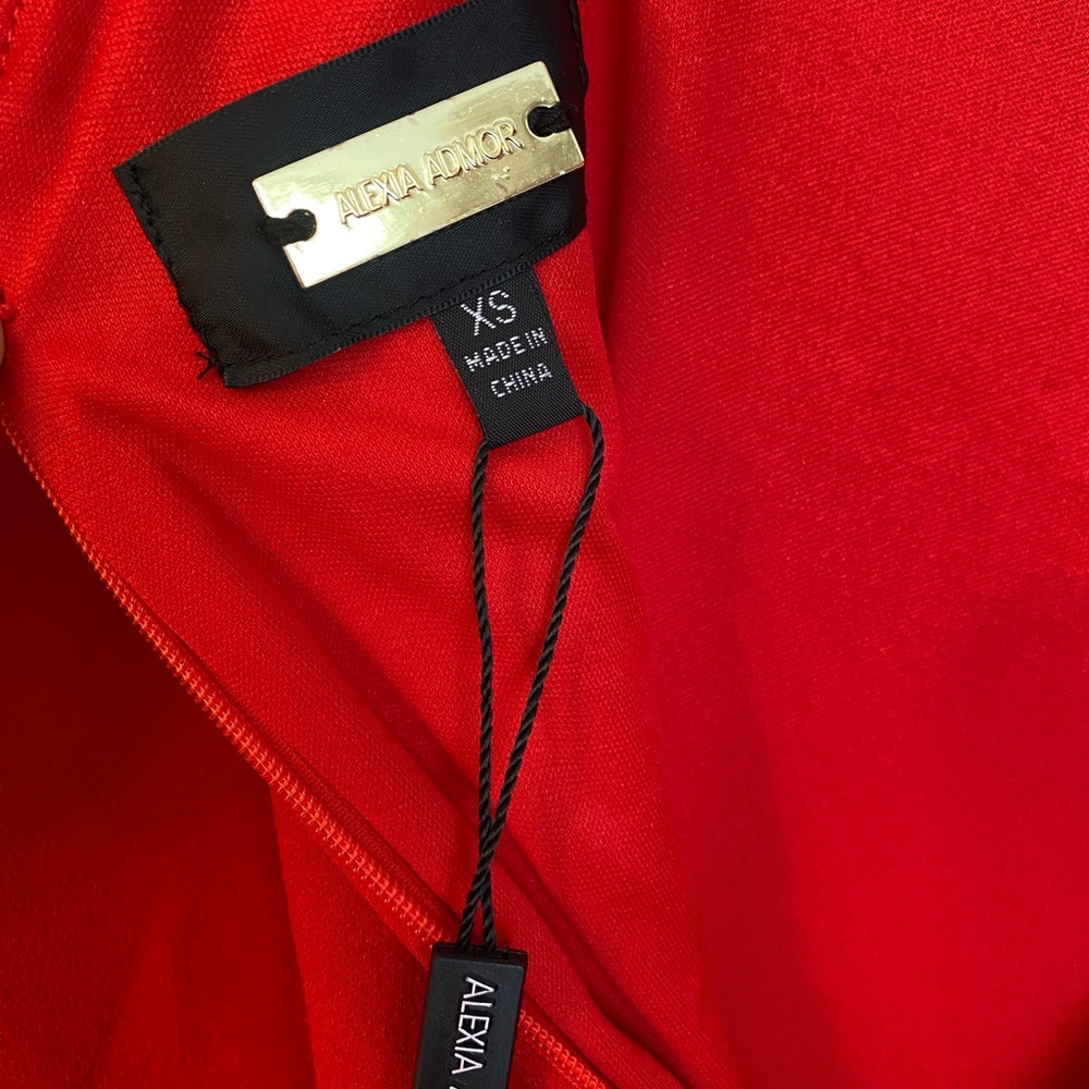 Alexia Admor Vibrant Scarlet Jumpsuit - Picture 9 of 14